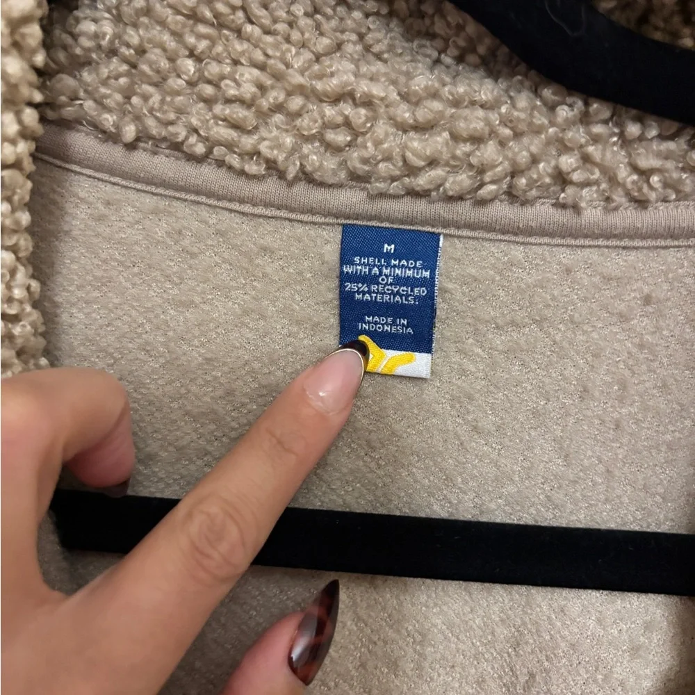 Old Navy Tan Sherpa Hoodie - Picture 7 of 7